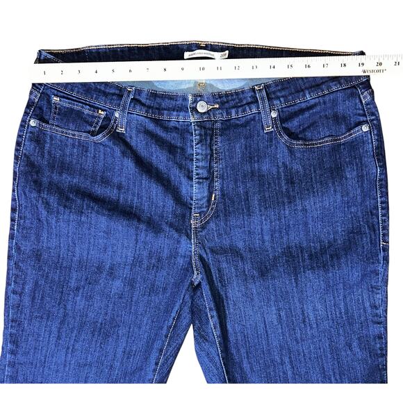 Levi's 401 Relaxed Fit Bootcut Jeans 38X31 (20W) - Picture 2 of 7